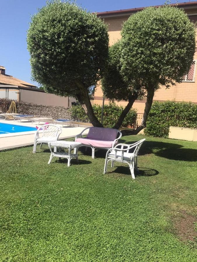 Adry Alloggio in famiglia Roma
